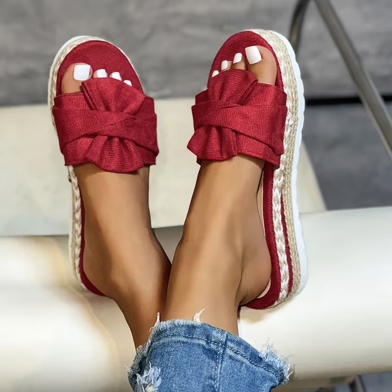 Bowie Bow Plattform Slides – Sandalen That Upgrades Every Summer Outfit Instantly